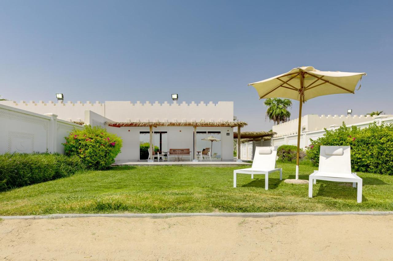 Sealine Beach, A Murwab Resort 메사이드 외부 사진 A villa in Al Reef